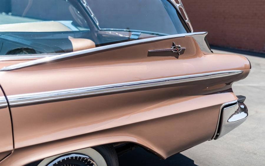 Детали экстерьера Dodge Polara Station Wagon 1960 года  (фото 5 из 53)